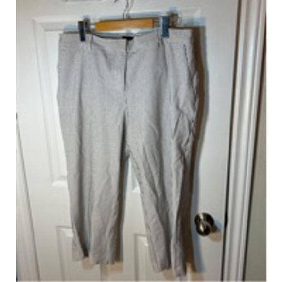 Reitmans White Striped Capri Pants Size 16 - Picture 2 of 8